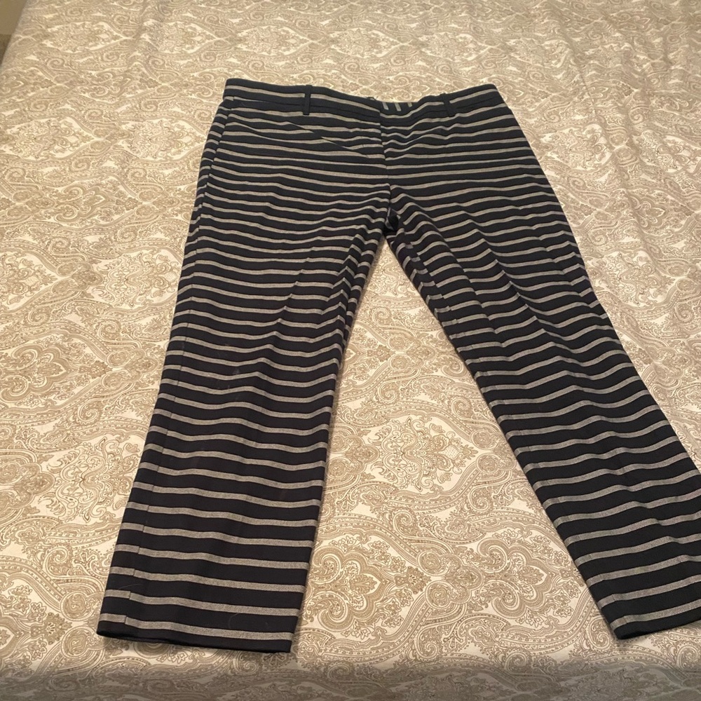 Gap slim cropped pants
